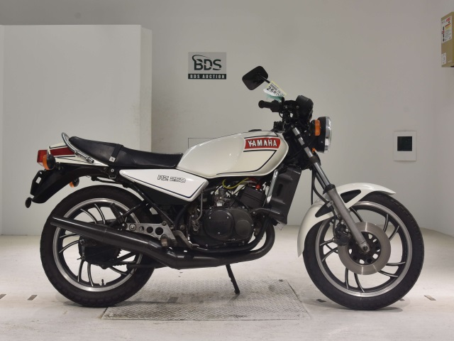 Yamaha RZ250