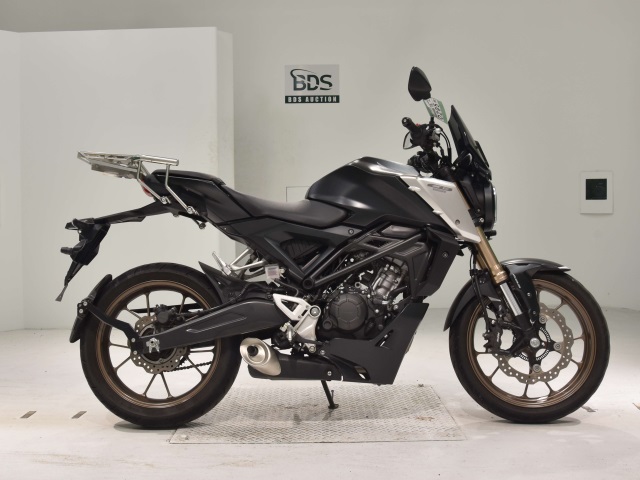 Honda CB125R 2021