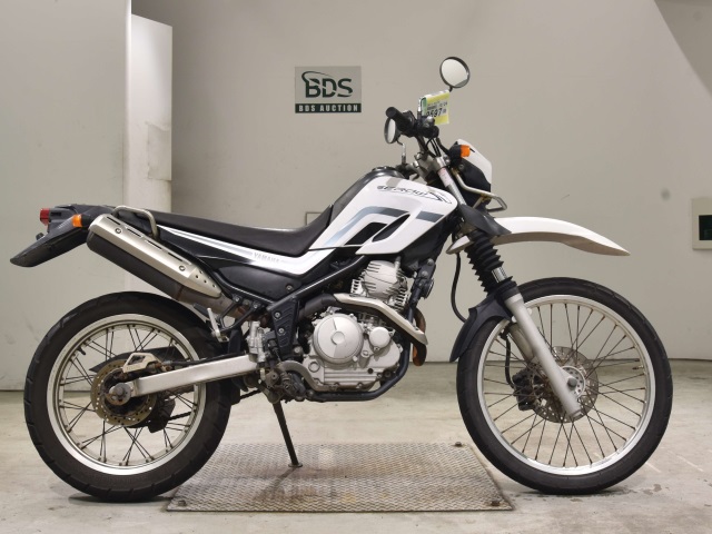 Yamaha SEROW XT250 2005