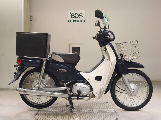 Honda C50 2012