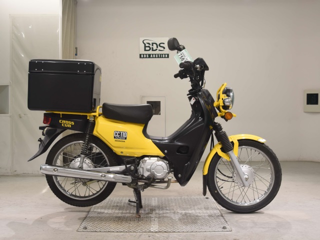 Honda CC110 CROSSCUB 2016