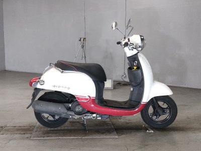 Honda GIORNO 2012