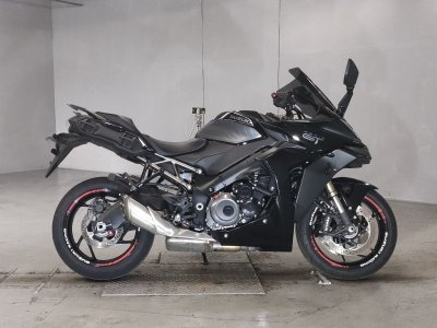 Suzuki gsx-s1000 gt 2022