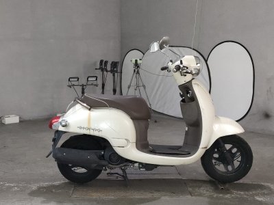 Honda GIORNO 2011