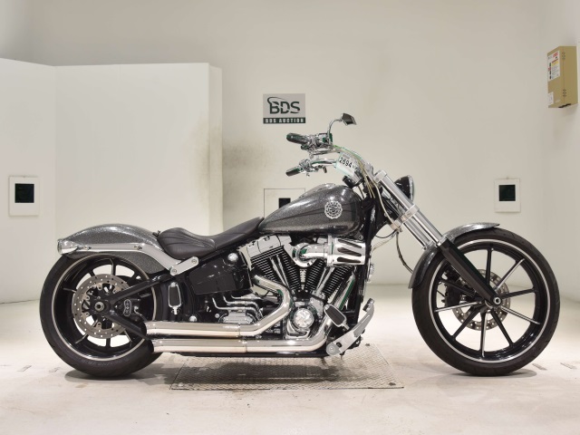 HD BREAKOUT FXSB1580 2013