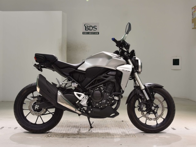 Honda CB250R 2018