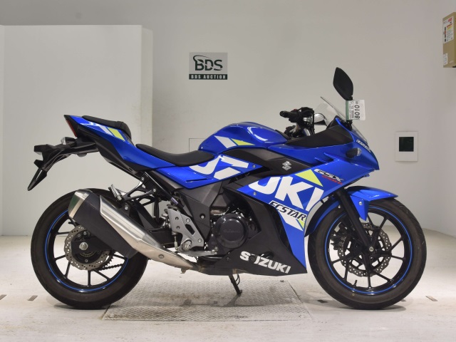 Suzuki GSX250R