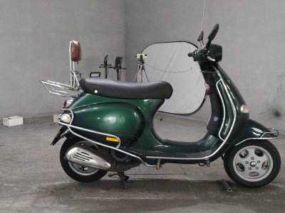 Vespa ET4 125