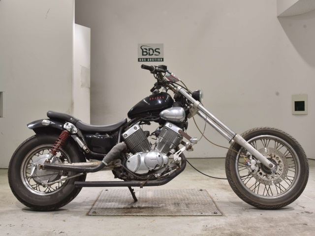 Yamaha VIRAGO XV400 1987