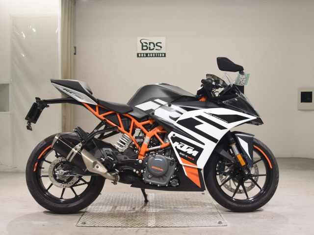 KTM RC 390 2024