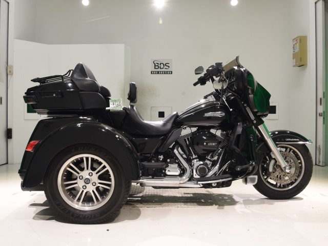 HD ELECTRA GLIDE FLHTCU1690 TRIKE 2015