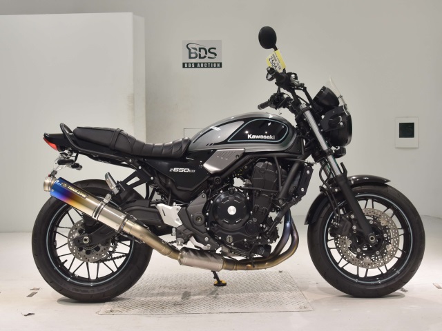 Kawasaki Z650RS 2022