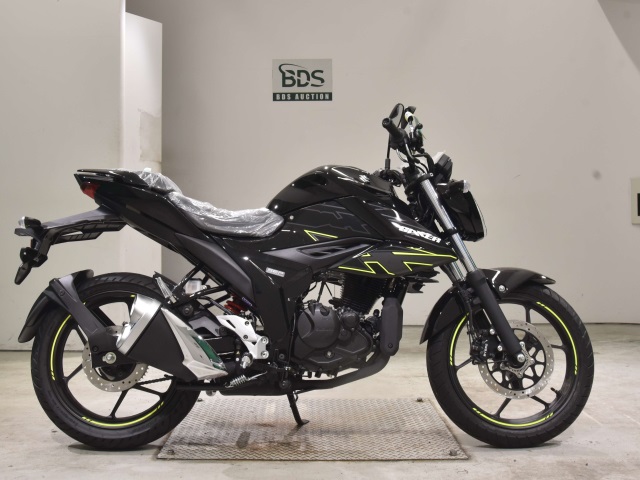 Suzuki GIXXER150