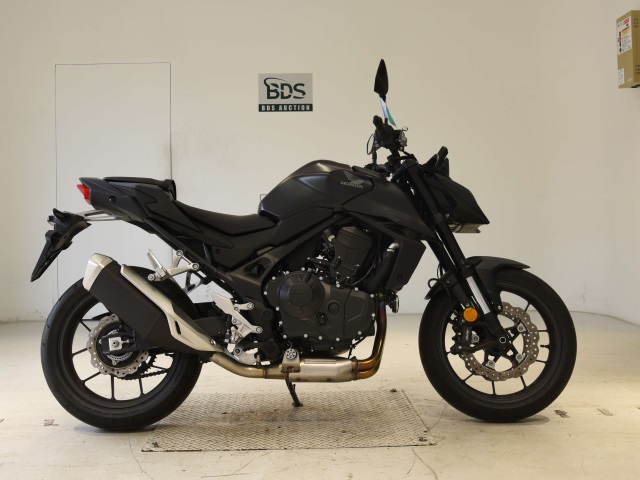 Honda CB750 HORNET 2025