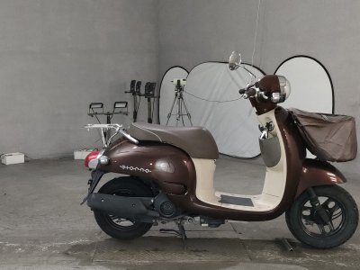 Honda GIORNO 2011