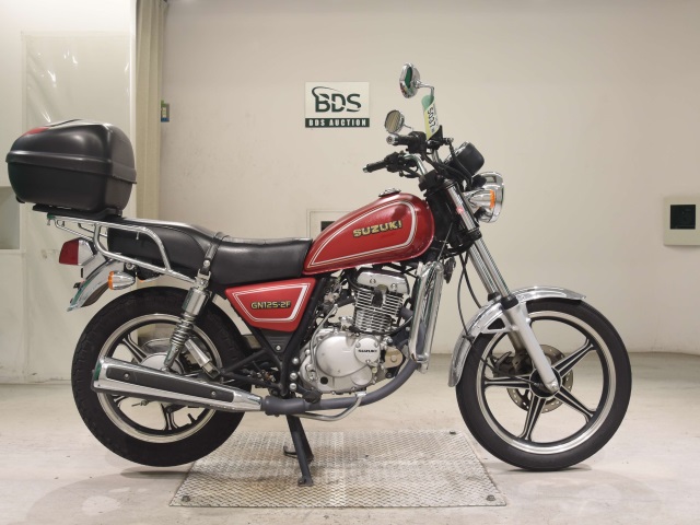 Suzuki GN125-2F 2016