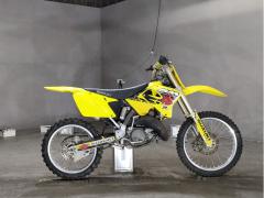 Suzuki RM125