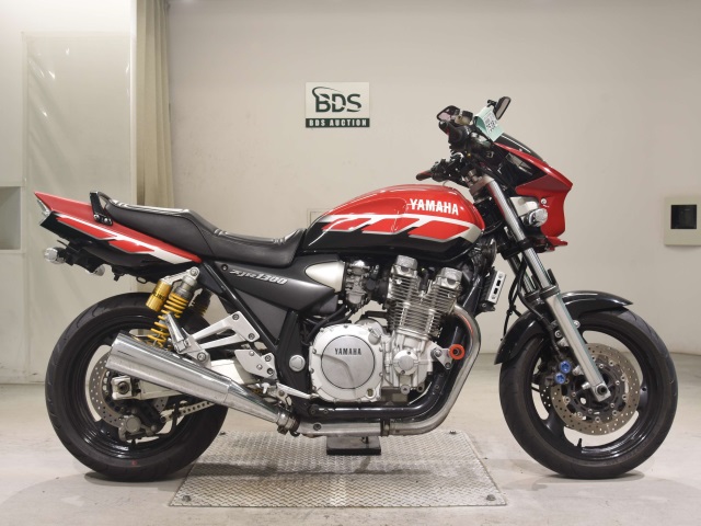 Yamaha XJR1300 2001