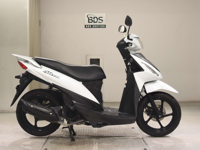 Suzuki ADDRESS V110