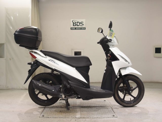 Suzuki ADDRESS V110