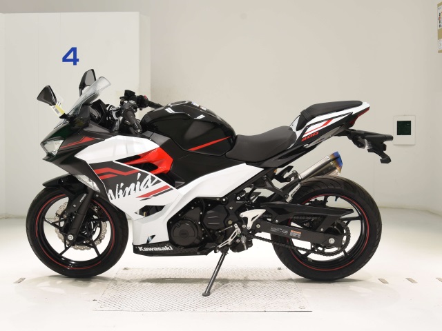 Kawasaki NINJA400 2019