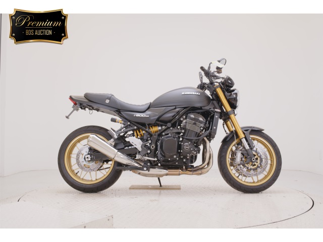 Kawasaki Z900RS SE 2025