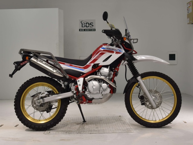 Yamaha SEROW XT250 2020
