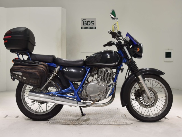 Suzuki ST250E 2004