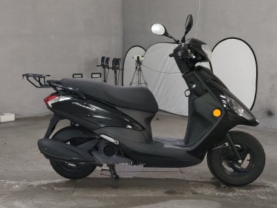 Yamaha AXIS Z 2022