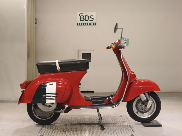 Vespa 100