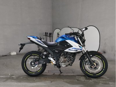 Suzuki GIXXER250