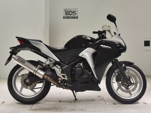 Honda CBR250R 2011
