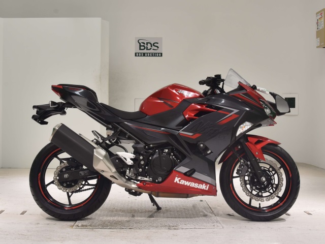 Kawasaki NINJA400 2019