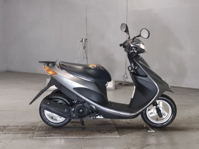 Suzuki ADDRESS V50