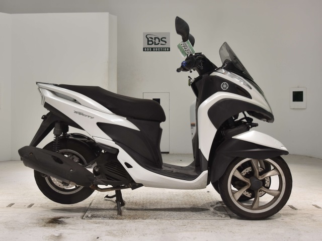 Yamaha TRICITY MW125 2015