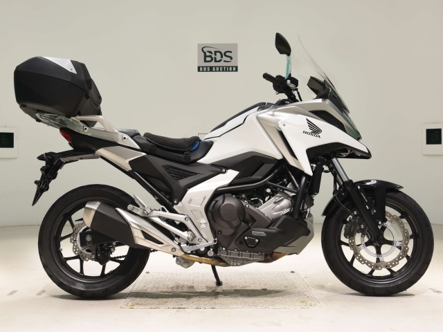 Honda NC750X 2024