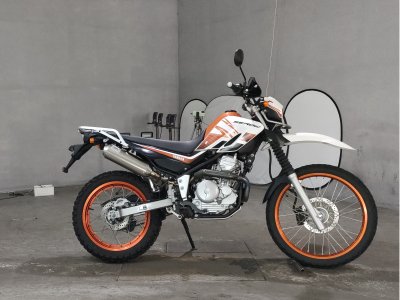 Yamaha SEROW XT250 2018