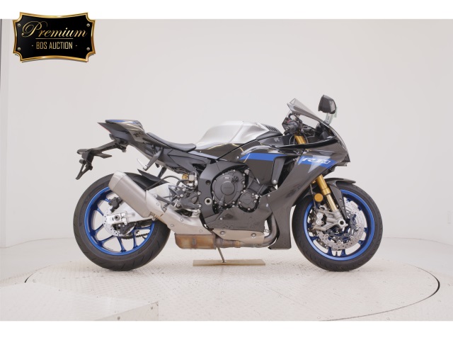 Yamaha YZF-R1M 2022