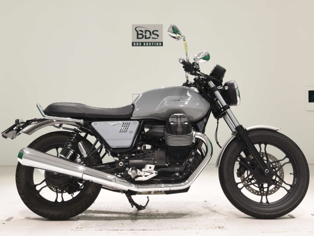 Moto Guzzi V7 3ﾐﾗﾉ 2019