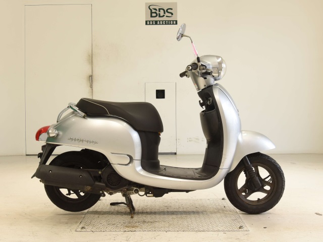 Honda GIORNO 2011