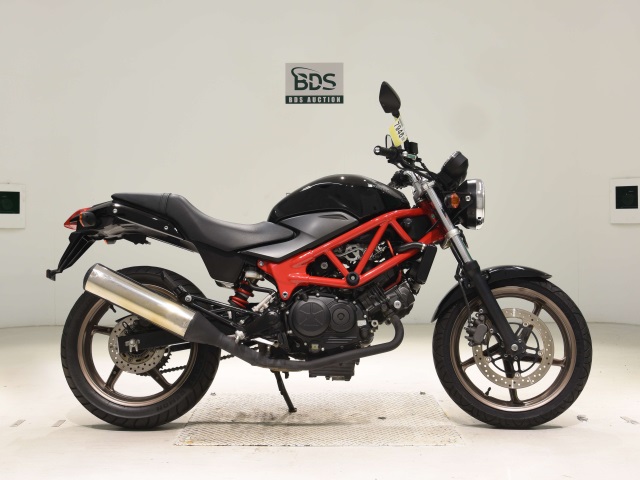 Honda VTR250 2015