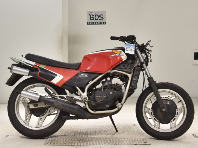 Honda MVX250F 1983