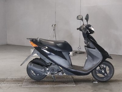 Suzuki ADDRESS V50