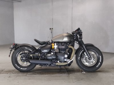 Triumph BONNEVILLE BOBBER 2020
