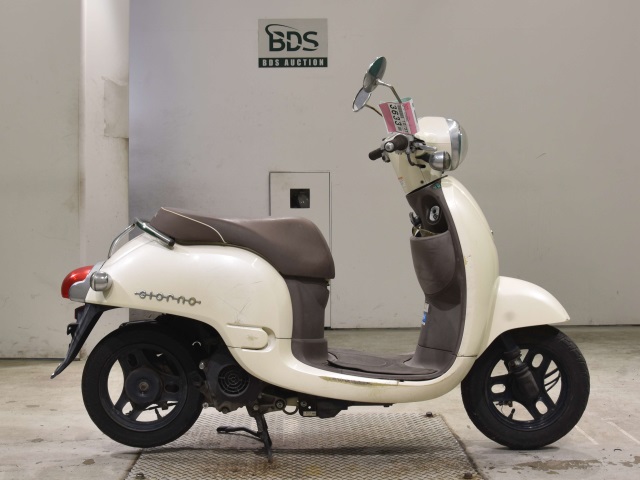 Honda GIORNO 2011
