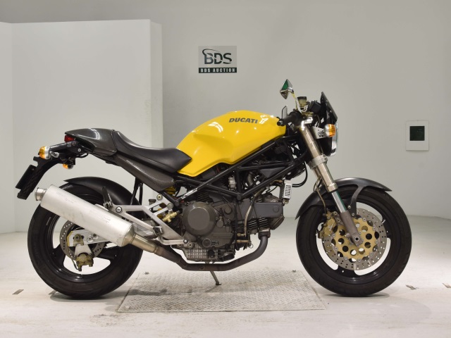 Ducati MONSTER 900 2001