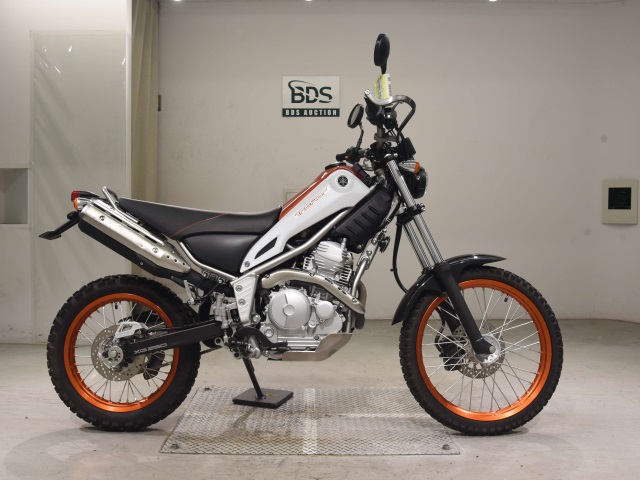 Yamaha TRICKER 2018
