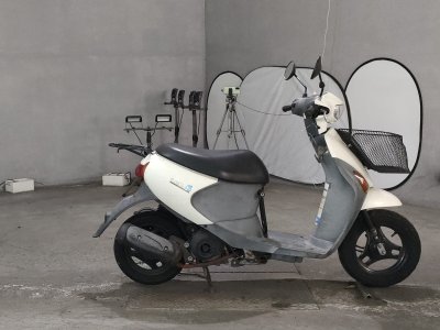 Suzuki LETS4