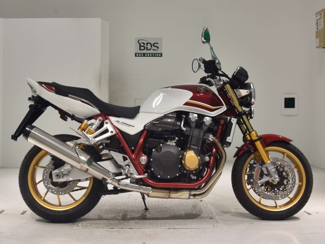 Honda CB1300SF 2023