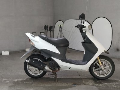 Suzuki SEPIA ZZ